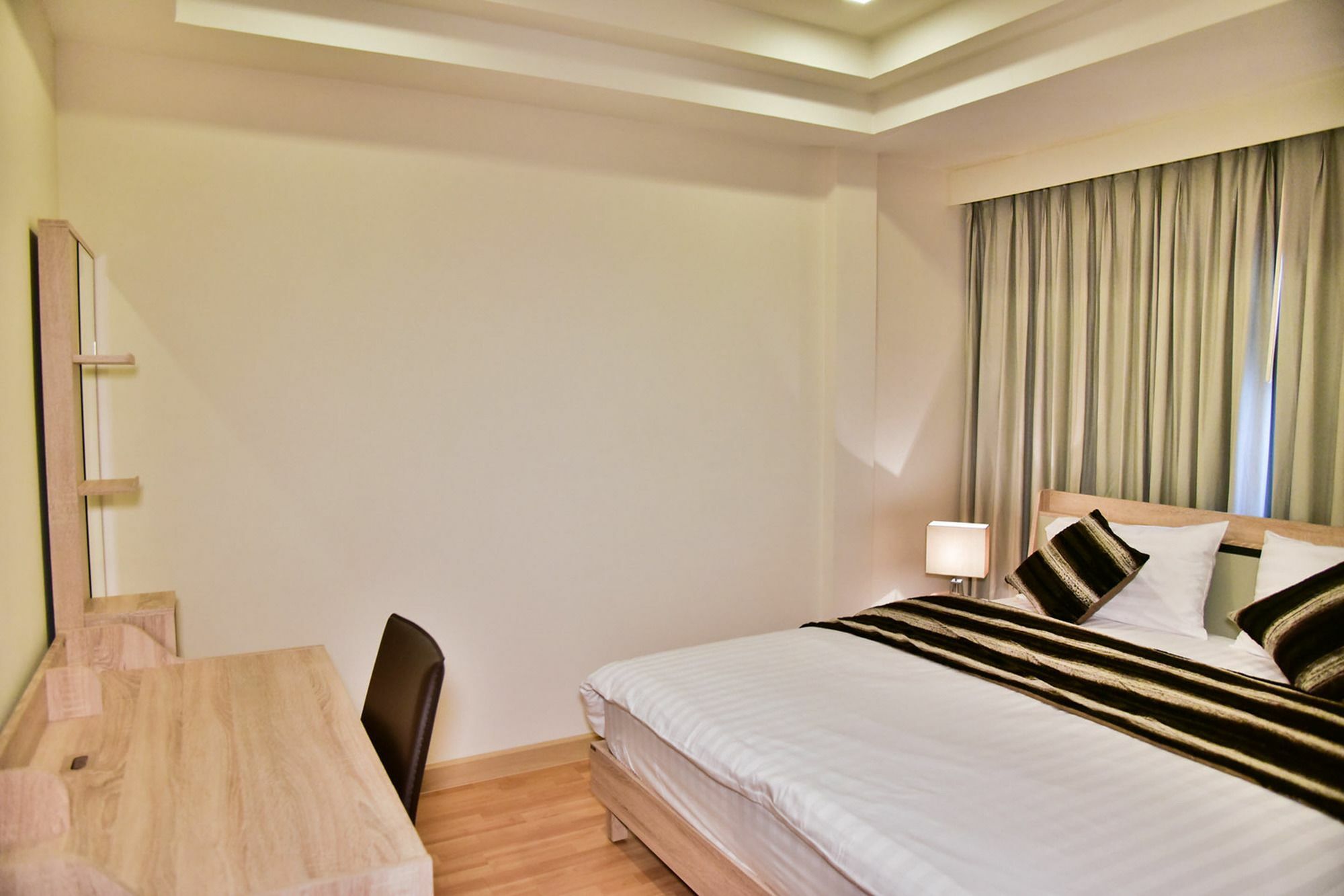 The Kaze 34 Hotel And Serviced Residence Бангкок Экстерьер фото