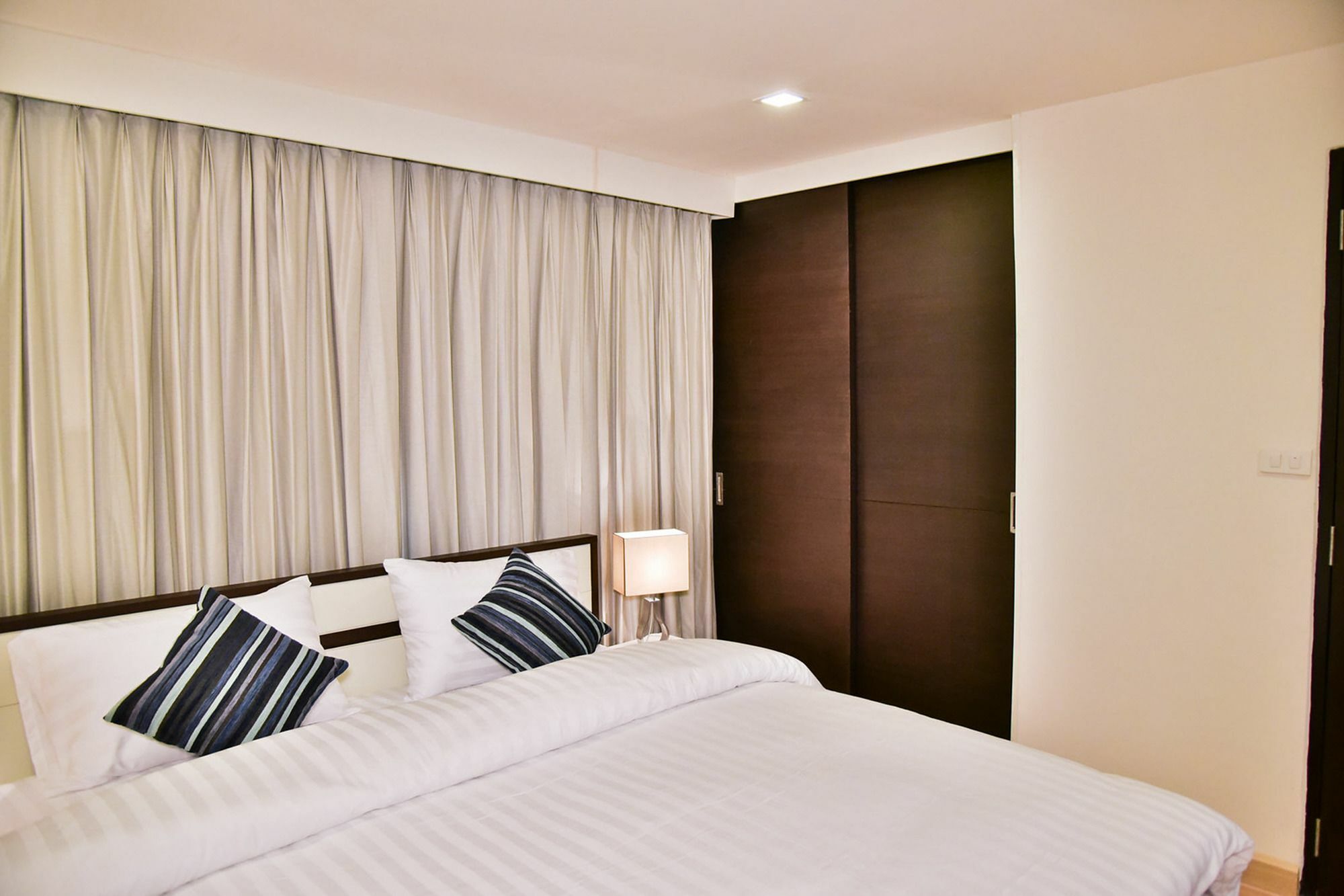 The Kaze 34 Hotel And Serviced Residence Бангкок Экстерьер фото